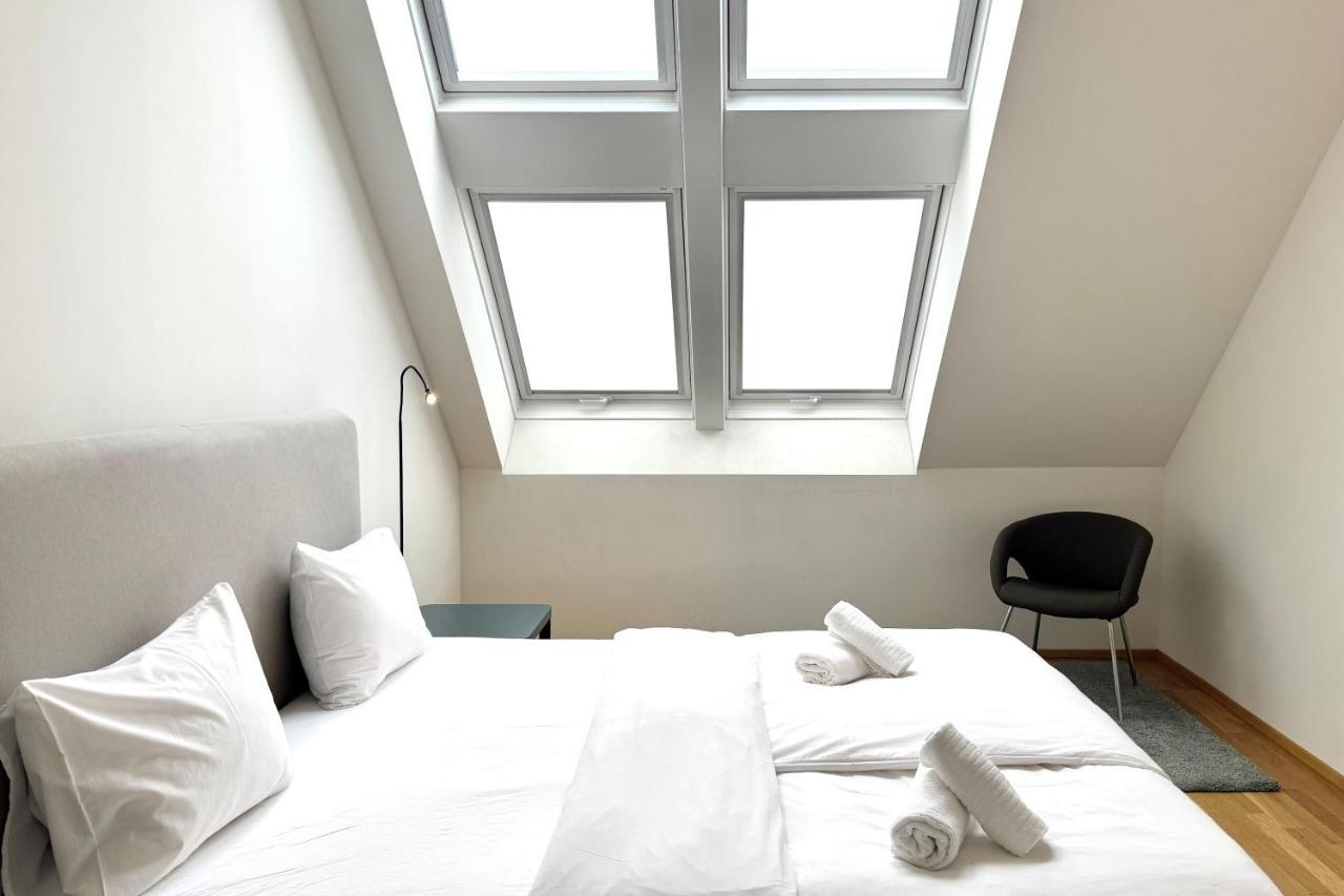 Spacious Penthouse In Favoriten Appartement *